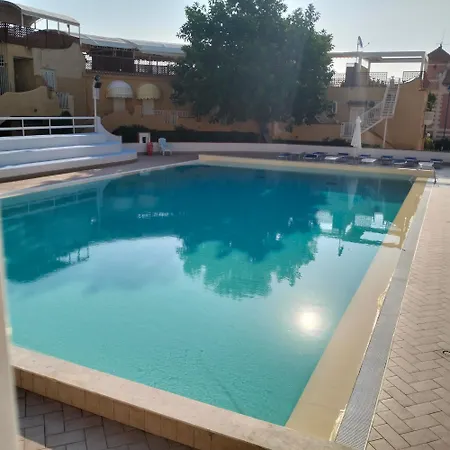 Mondello Ashur Margot House Lejlighed